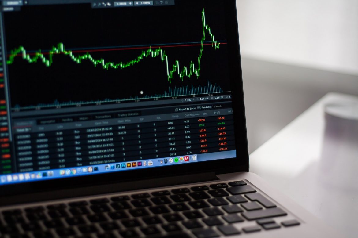 Emerging-market assets advance after softer US jobs report